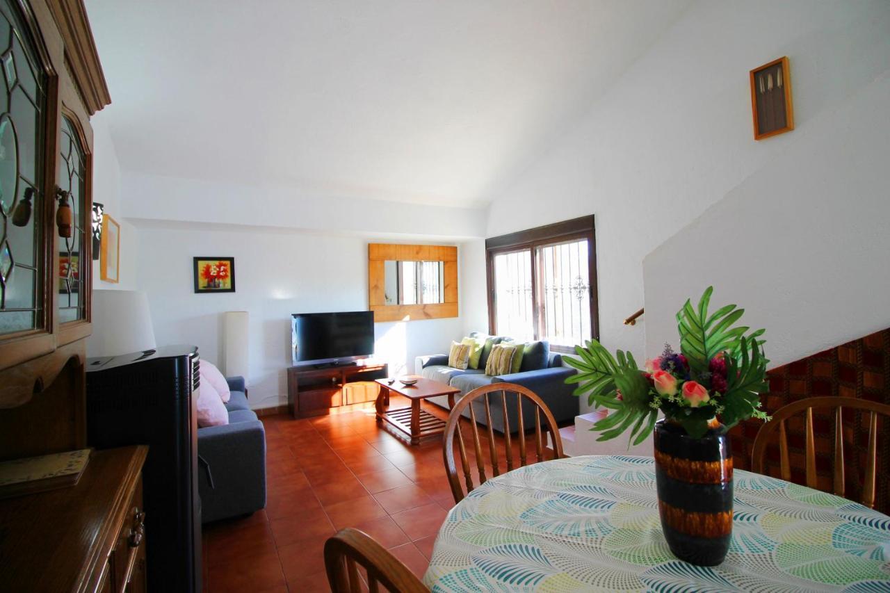 Casas Rurales Juzcar Centro Luaran gambar