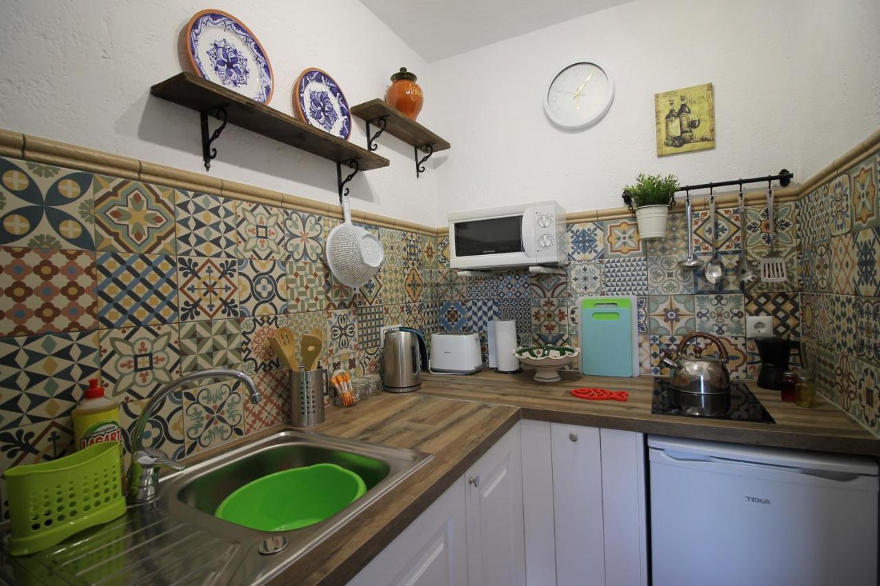 Casas Rurales Juzcar Centro Luaran gambar